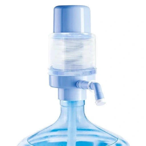 Stabiele handpomp voor waterfles